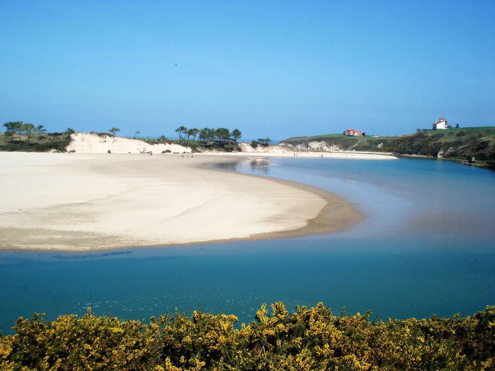 Dunas De Oyambre 코밀라스 외부 사진